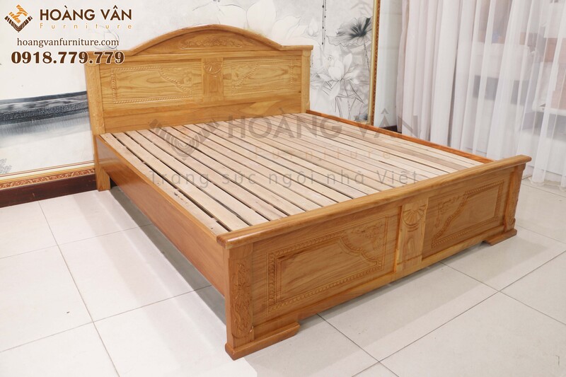 Mẫu giường gỗ gõ lá góc màu sắc trang nhã tinh tế 